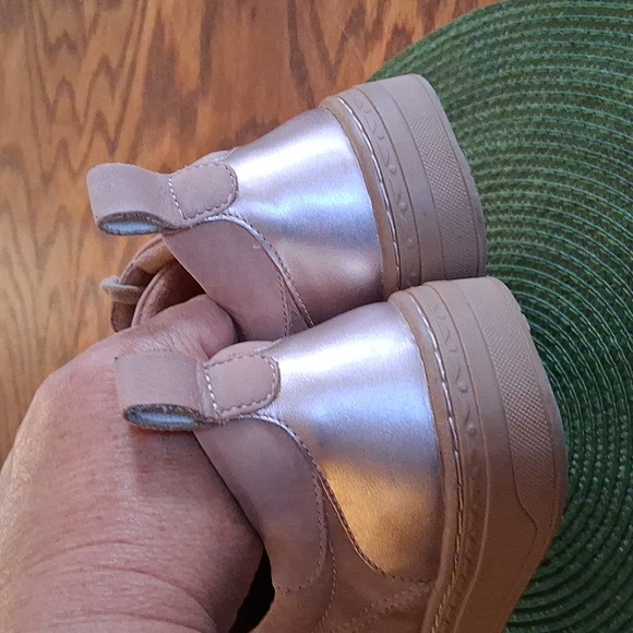 Earth Leather Blush Color Comfort Zinnia Sneakers Size 9.5 - Picture 6 of 11